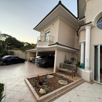 Sobrado alto padrão 5 suítes 10 vagas - R$ 3.800.000,00 - Bolsão de Interlagos Aceita financiamento 