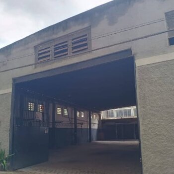 Galpão Industrial Locação R$ 20.000,00 – venda R$ 5.200.000,00 bairro do Socorro Zona Sul / Santo Amaro - Área construída: aprox. 946 m²