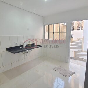 Casa com 1 dormitório e Garagem á 8 min. até a estação Primavera-Interlagos  em Jardim Edith - São Paulo