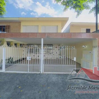 Sobrado 3 dormitórios 2 vagas e Edícula