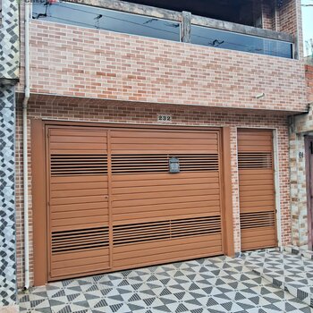 VENDE-SE UMA CASA FORMOSA COM ESCRITURA CAPTADA: 23/07/2026