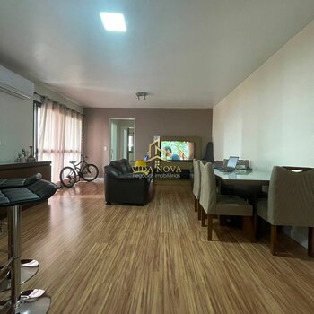 Apartamento à Venda no Taboão da Serra com 2 Dormitórios suite e Sacada - Vaga 