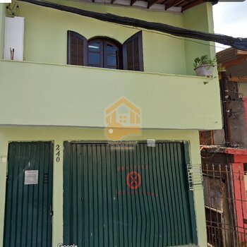 Aluga uma casa