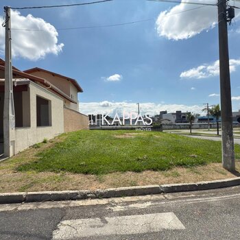 Terreno de esquina com vista para a Serra