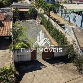 Vendo Chácara 822m² Rua Berlim Bairro Jardim Europa São Gotardo MG 