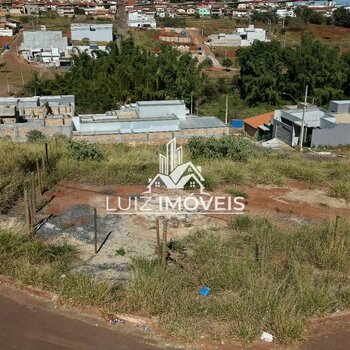Vendo 3 Lotes Rua Palmito Jussara Bairro Portal das Palmeiras São Gotardo MG 