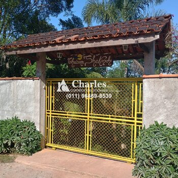 Chácara à Venda (Aceita Permuta por Casa). 