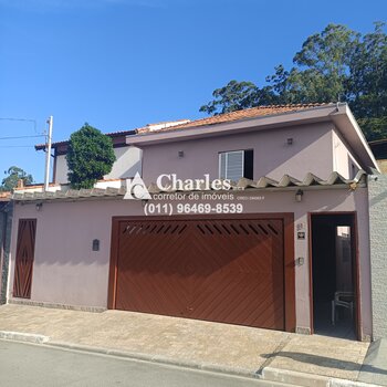 Casa à venda no Condomínio Flórida.