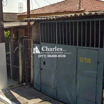 Aluga-se Casa Jd Santa Margarida.