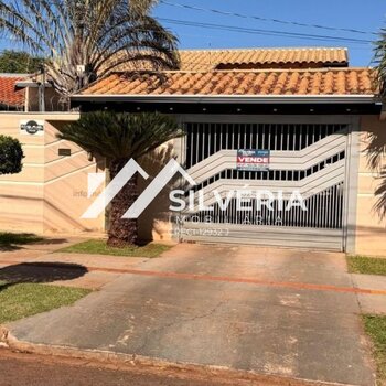 Excelente Casa com Espaço Gourmet e Rica em Armários Planejados 📍 Santa Carmélia | Campo Grande - MS